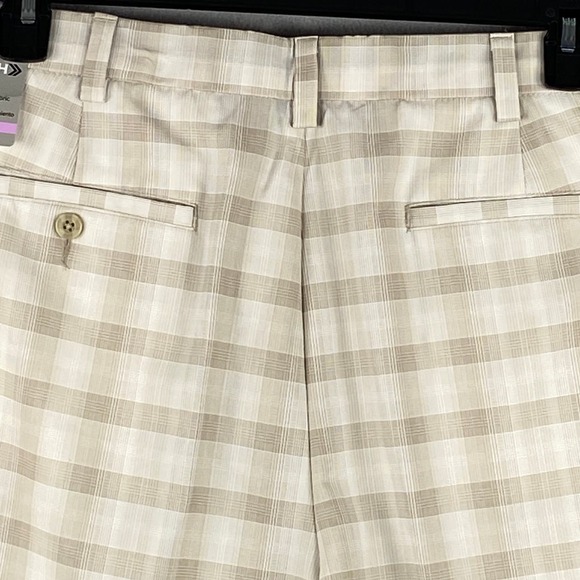 PGA Tour Men's 38W Golf Shorts Moisture Wicking Stretch Fabric UPF 50 Beige NEW - Picture 6 of 11